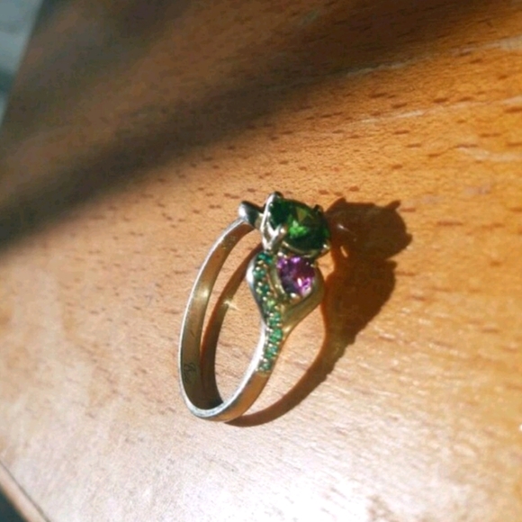 Ring - Picture 4 of 5